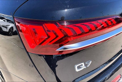 2021 Audi Q7 45 Premium quattro