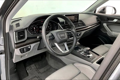 2020 Audi Q5 45 Prestige quattro