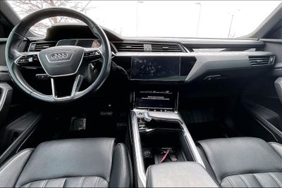 2024 Audi Q8 Sportback e-tron Prestige S line quattro