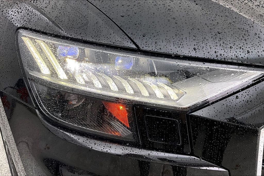 2023 Audi Q8 55 Premium Plus quattro