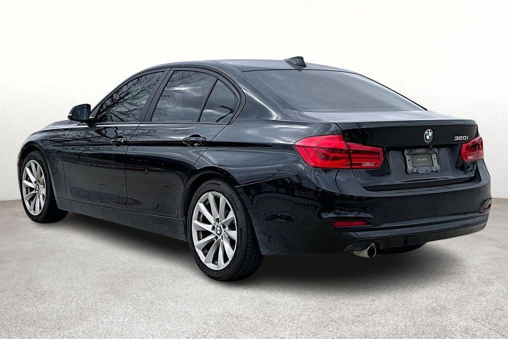 2018 BMW 3 Series 320i