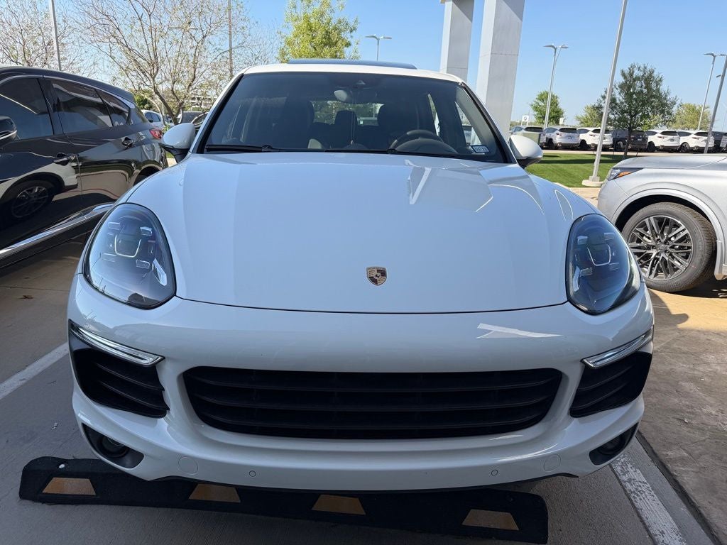 2016 Porsche Cayenne Base