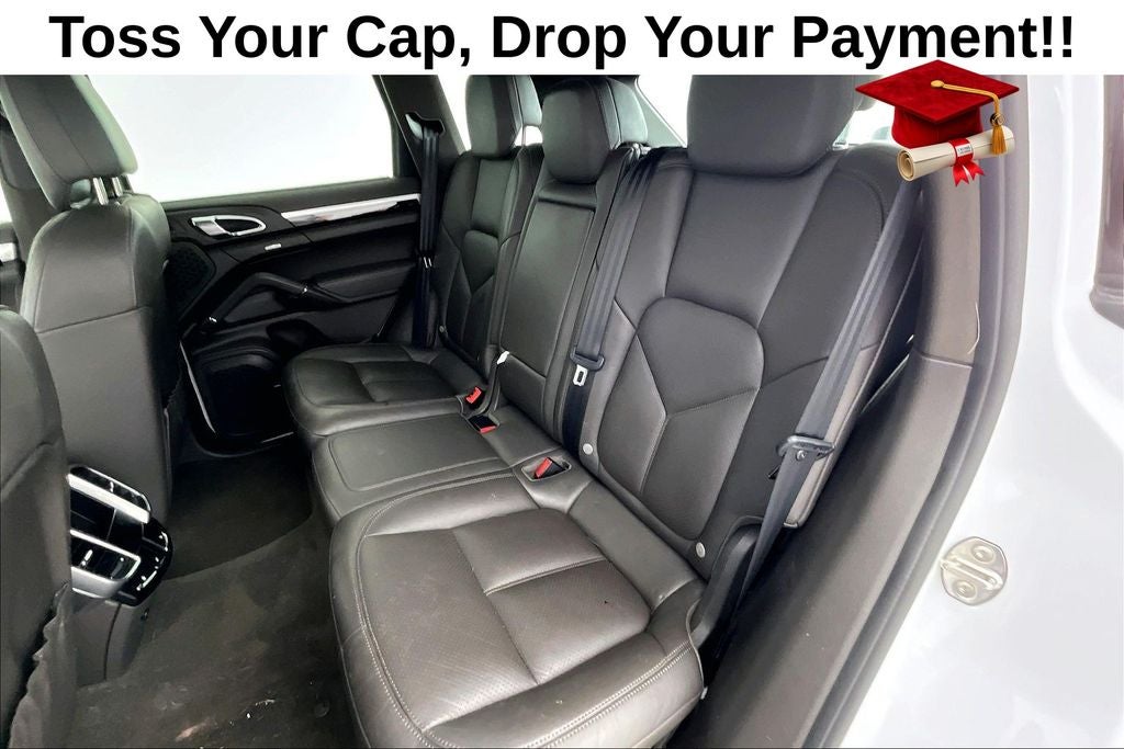 2016 Porsche Cayenne Base