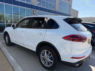 2016 Porsche Cayenne Base