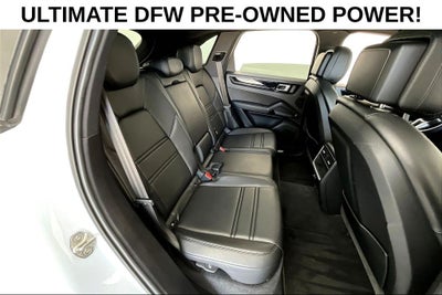 2023 Porsche Cayenne Base