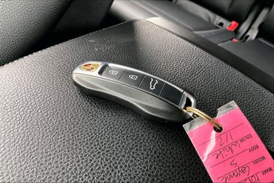 2024 Porsche Cayenne S