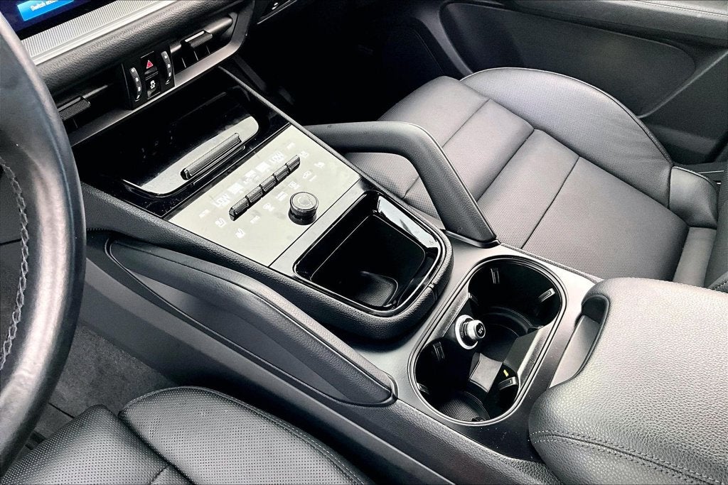 2024 Porsche Cayenne S