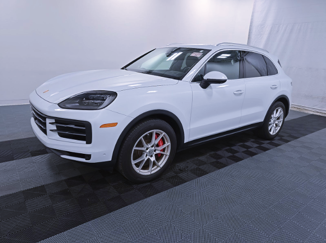 2024 Porsche Cayenne S