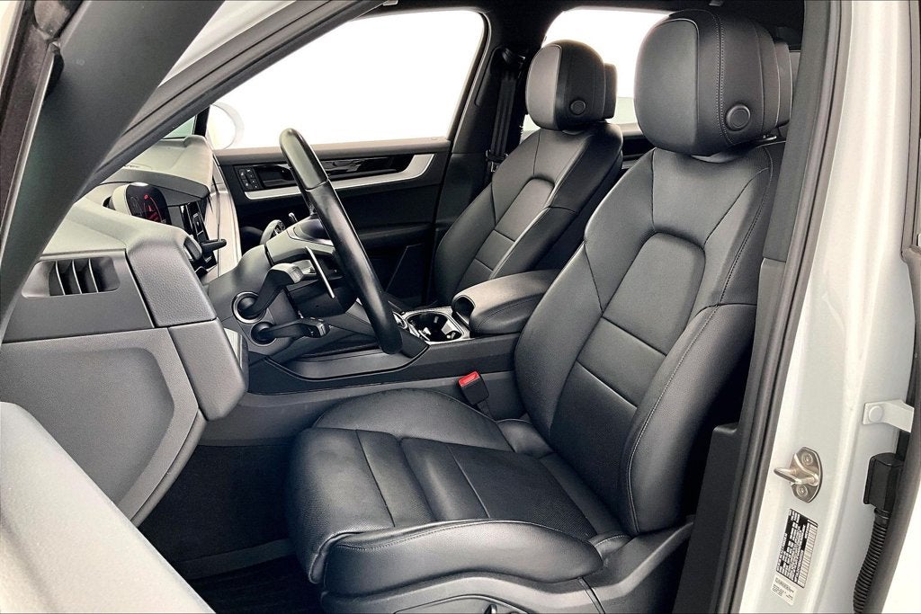 2024 Porsche Cayenne S