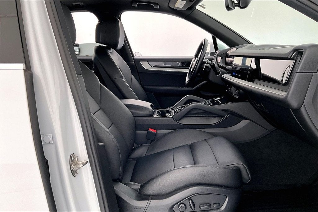 2024 Porsche Cayenne S