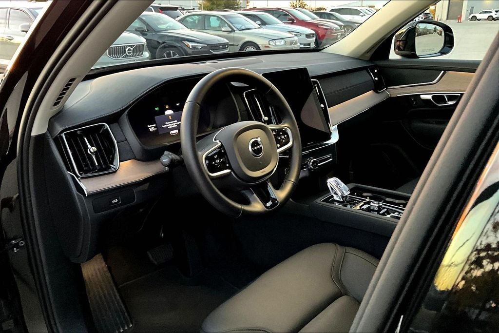2025 Volvo XC90 B6 Plus 7-Seater 2025.5