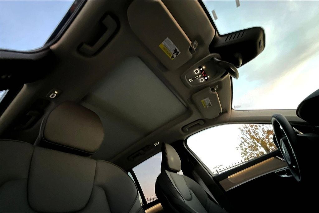 2025 Volvo XC90 B6 Plus 7-Seater 2025.5