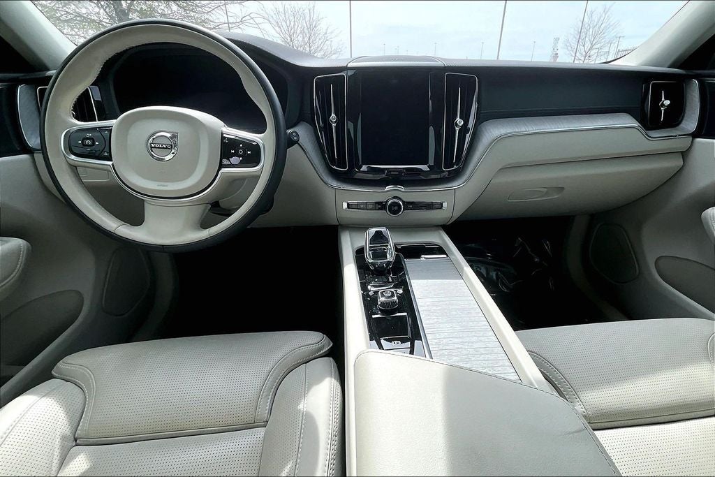 2024 Volvo XC60 Ultimate - Photo 18