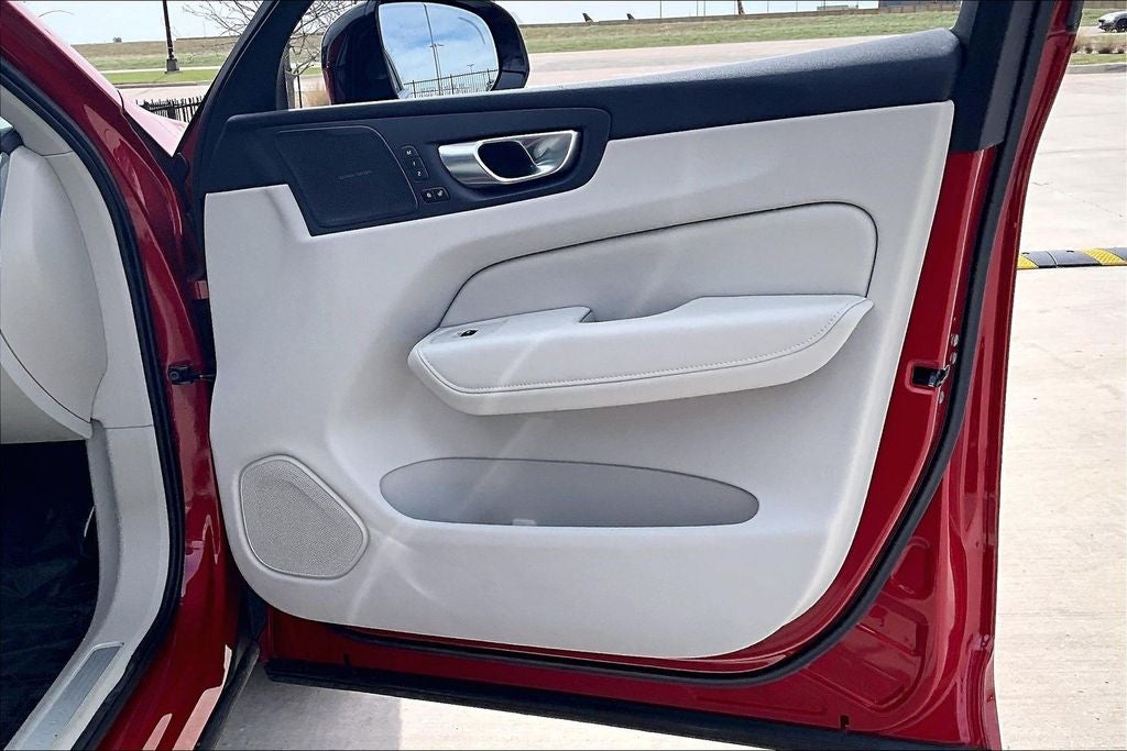 2024 Volvo XC60 Ultimate - Photo 22