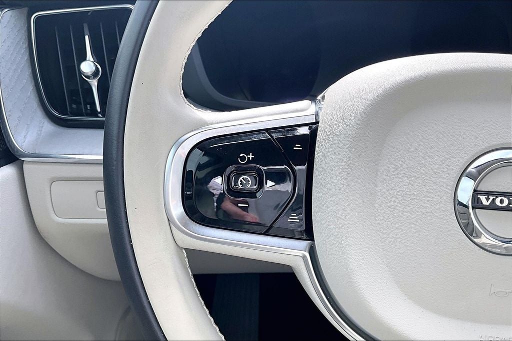 2024 Volvo XC60 Ultimate - Photo 24