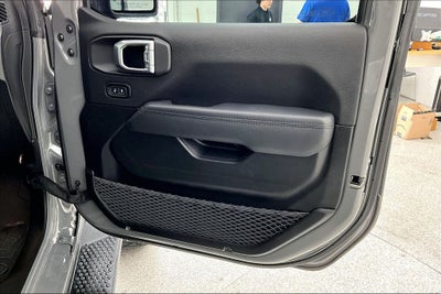 2022 Jeep Wrangler Unlimited Sahara Altitude