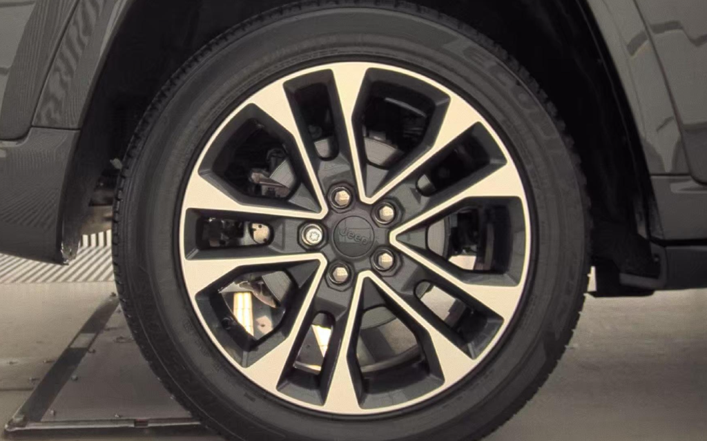 2025 Jeep Grand Cherokee Overland 4x4