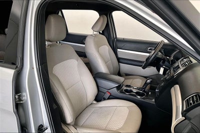 2019 Ford Explorer Base