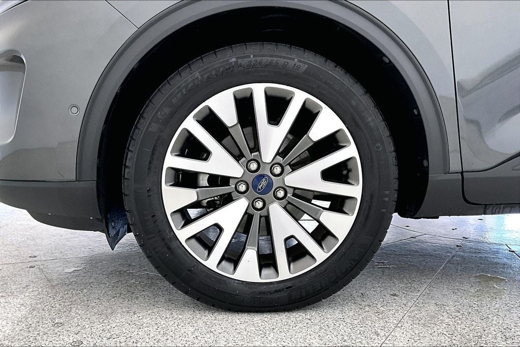 2020 Ford Escape Titanium