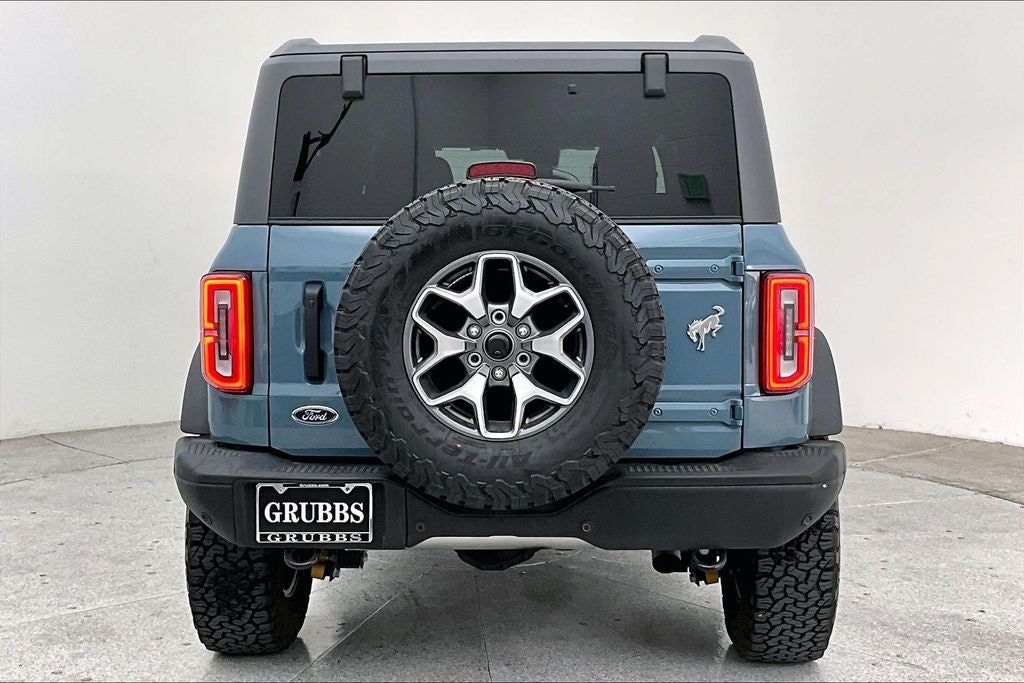 2023 Ford Bronco Base