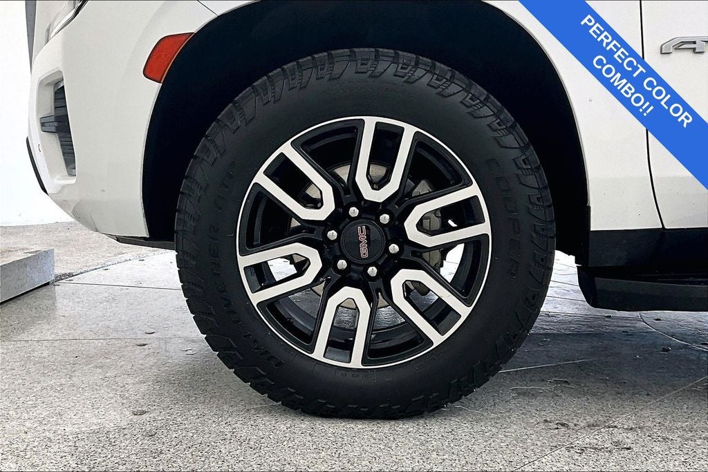 2023 GMC Yukon XL AT4