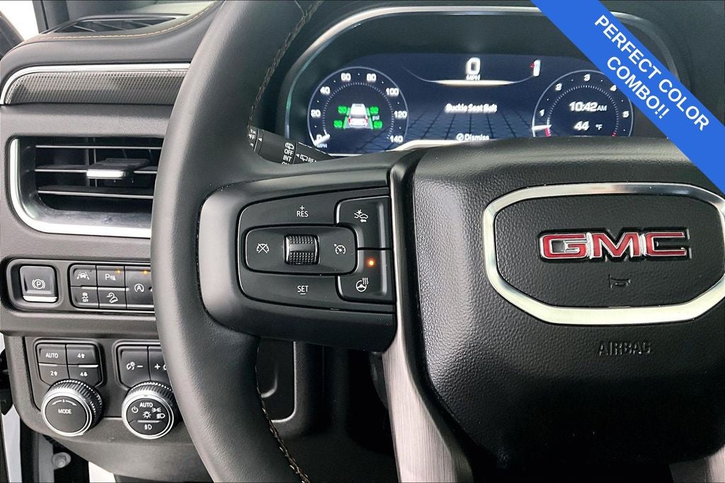 2023 GMC Yukon XL AT4