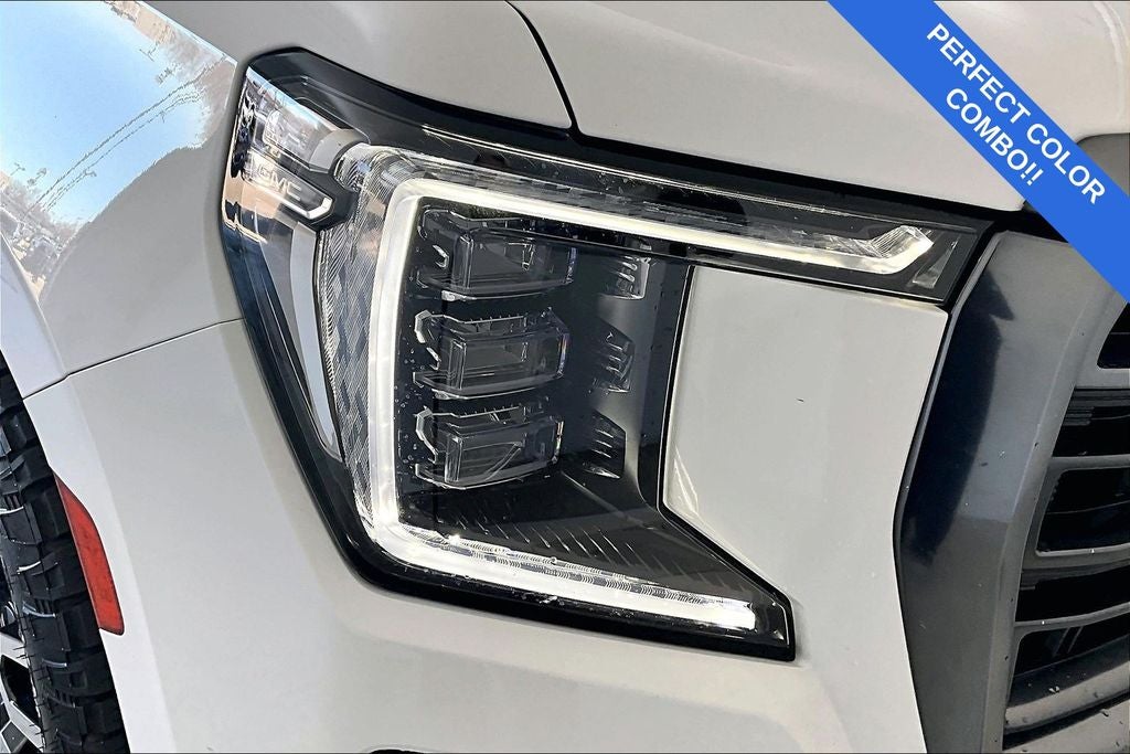 2023 GMC Yukon XL AT4