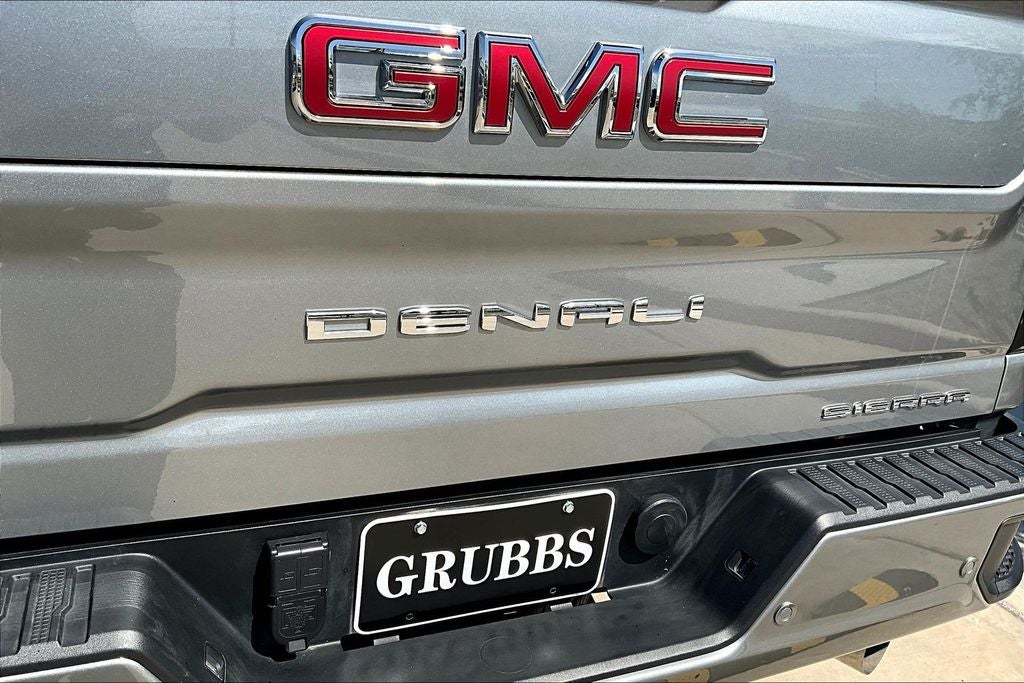 2024 GMC Sierra 2500HD Denali