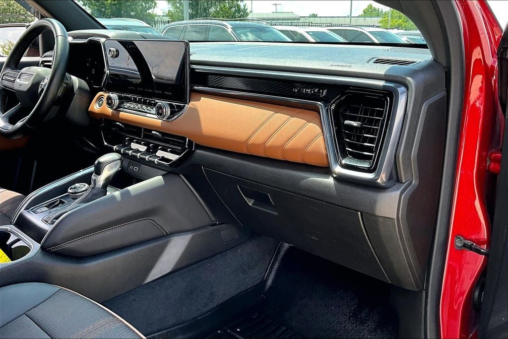2024 GMC Canyon AT4
