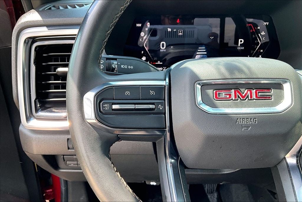 2024 GMC Canyon AT4