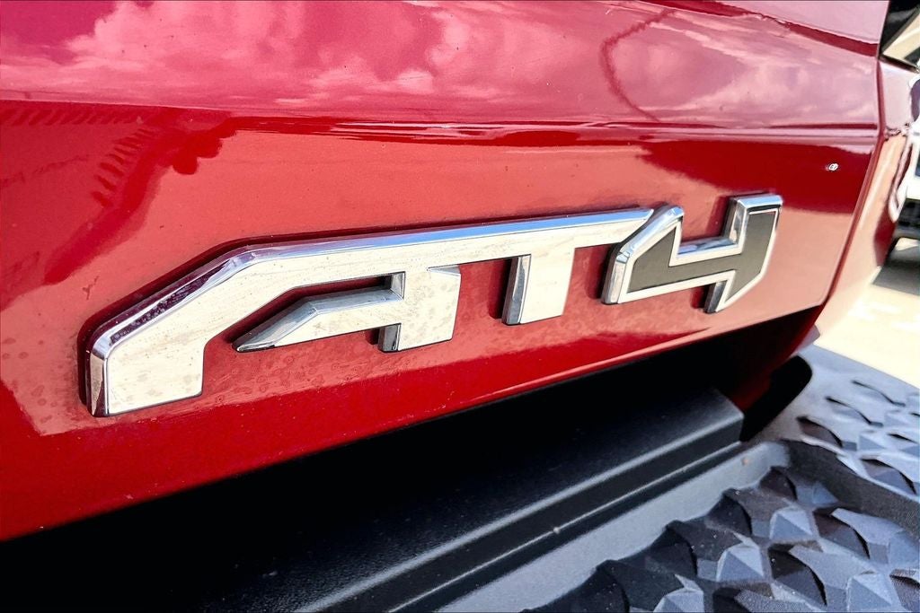 2024 GMC Canyon AT4