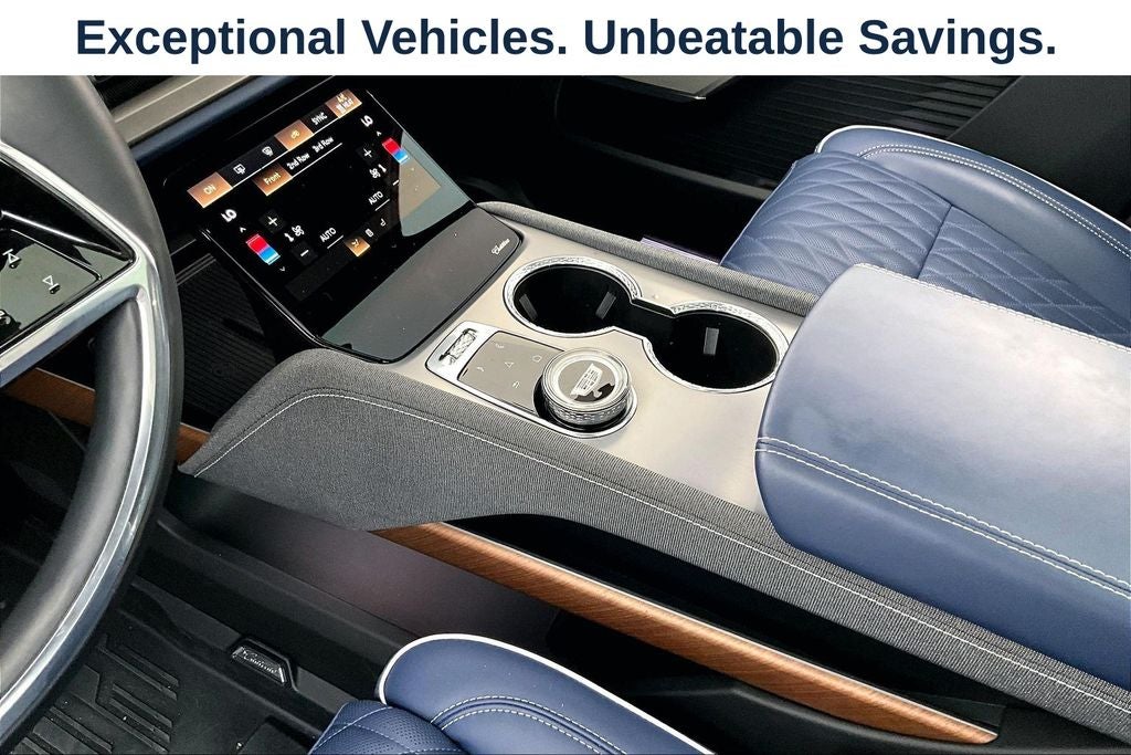 2026 Cadillac VISTIQ Premium Luxury