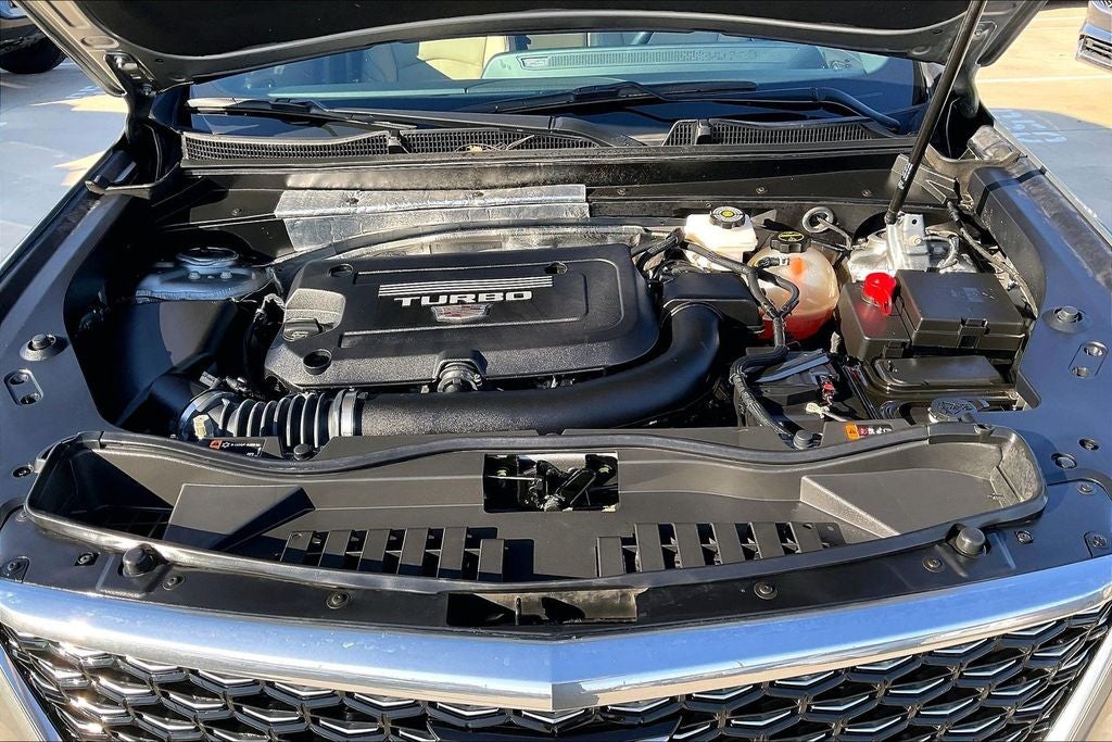 2025 Cadillac XT4 Premium Luxury