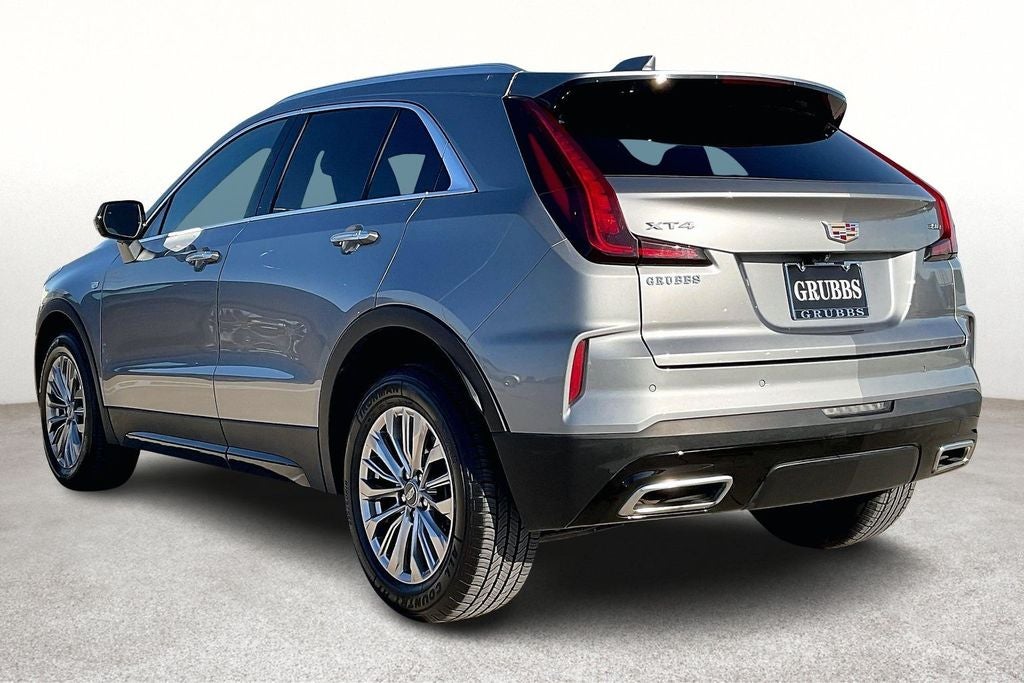 2025 Cadillac XT4 Premium Luxury