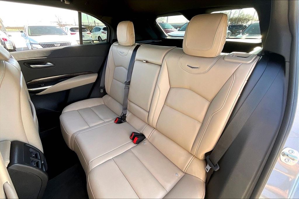 2025 Cadillac XT4 Premium Luxury