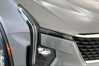 2025 Cadillac XT4 Premium Luxury