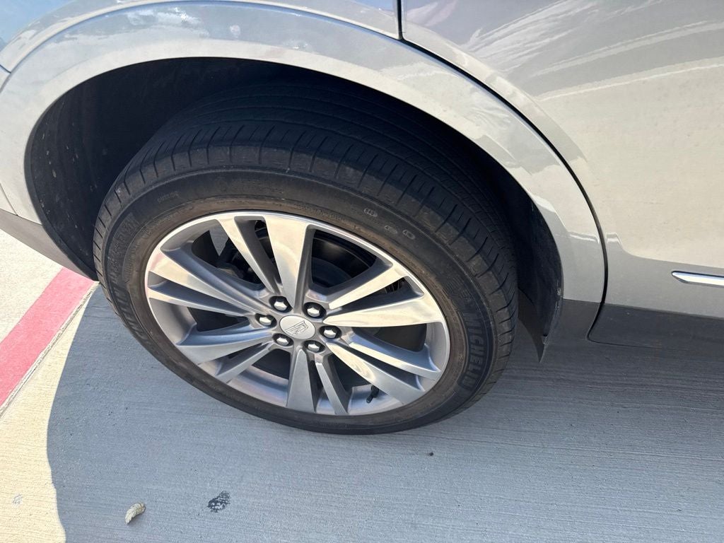 2024 Cadillac XT5 Premium Luxury