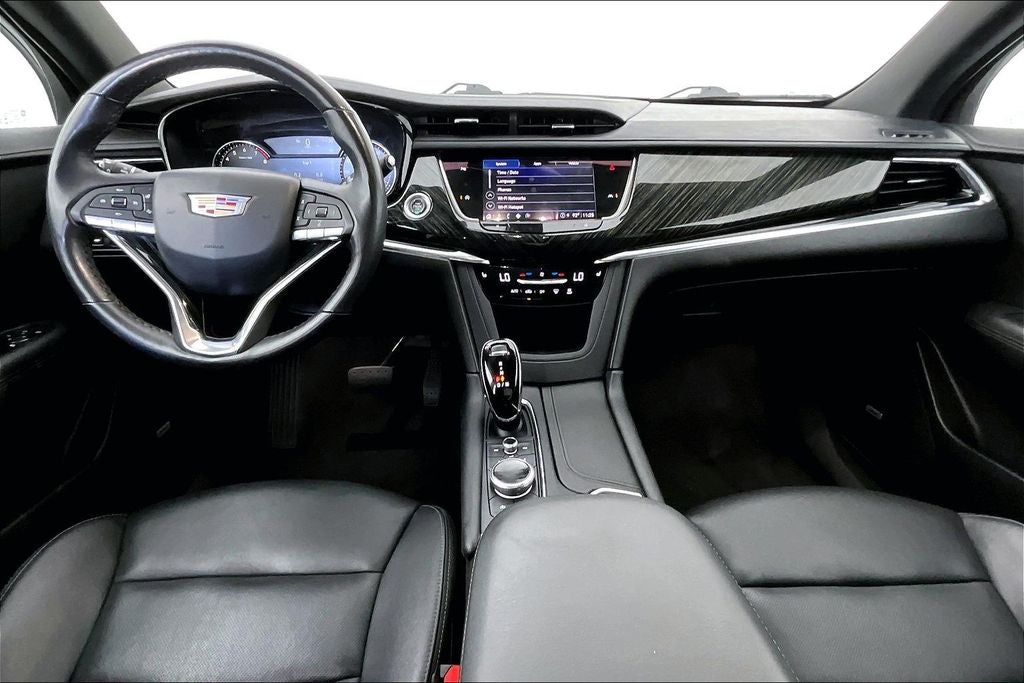 2022 Cadillac XT6 Premium Luxury