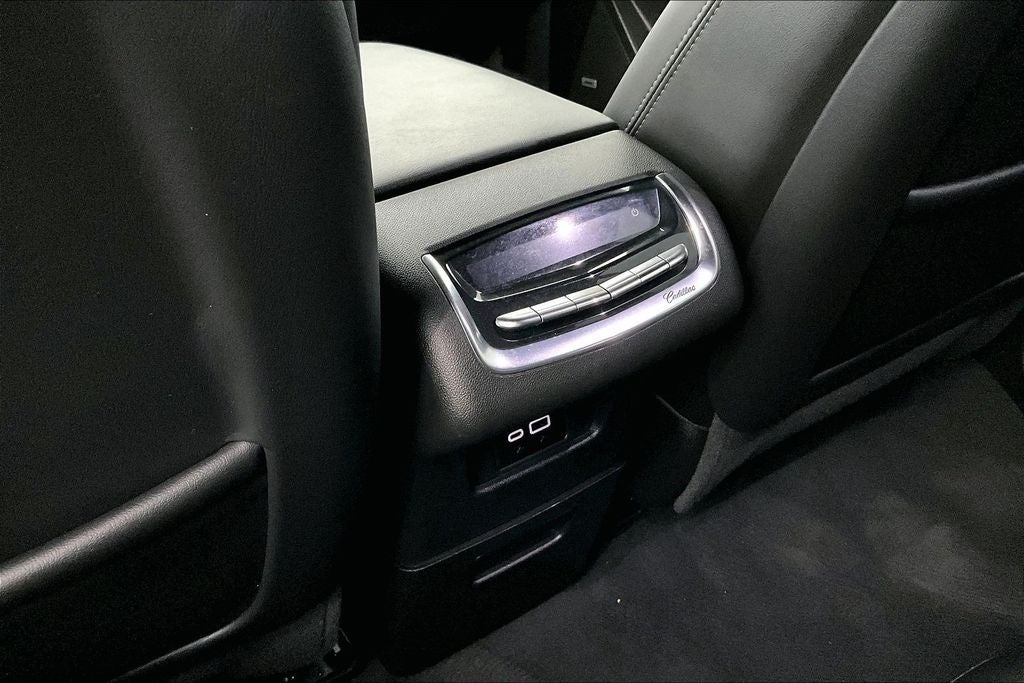 2022 Cadillac XT6 Premium Luxury