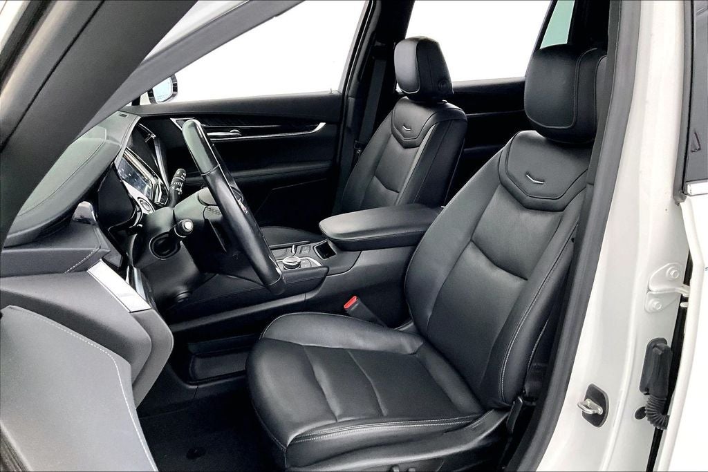 2022 Cadillac XT6 Premium Luxury