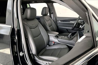 2024 Cadillac XT6 Premium Luxury