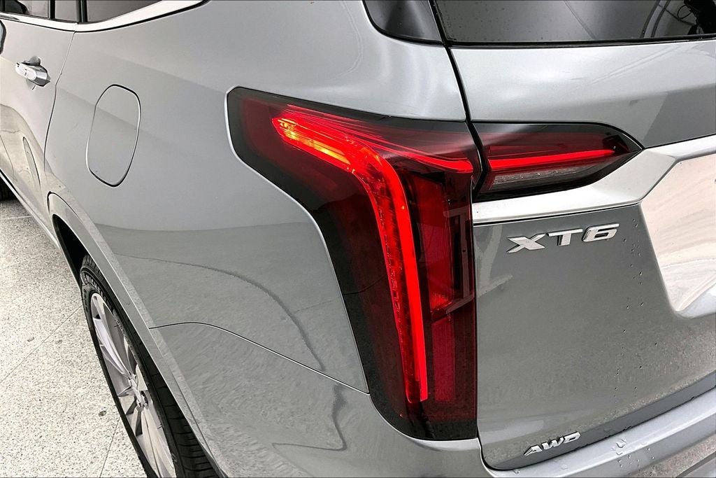2025 Cadillac XT6 Premium Luxury