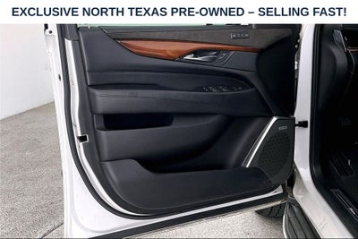 2018 Cadillac Escalade Luxury