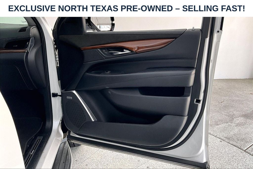 2018 Cadillac Escalade Luxury