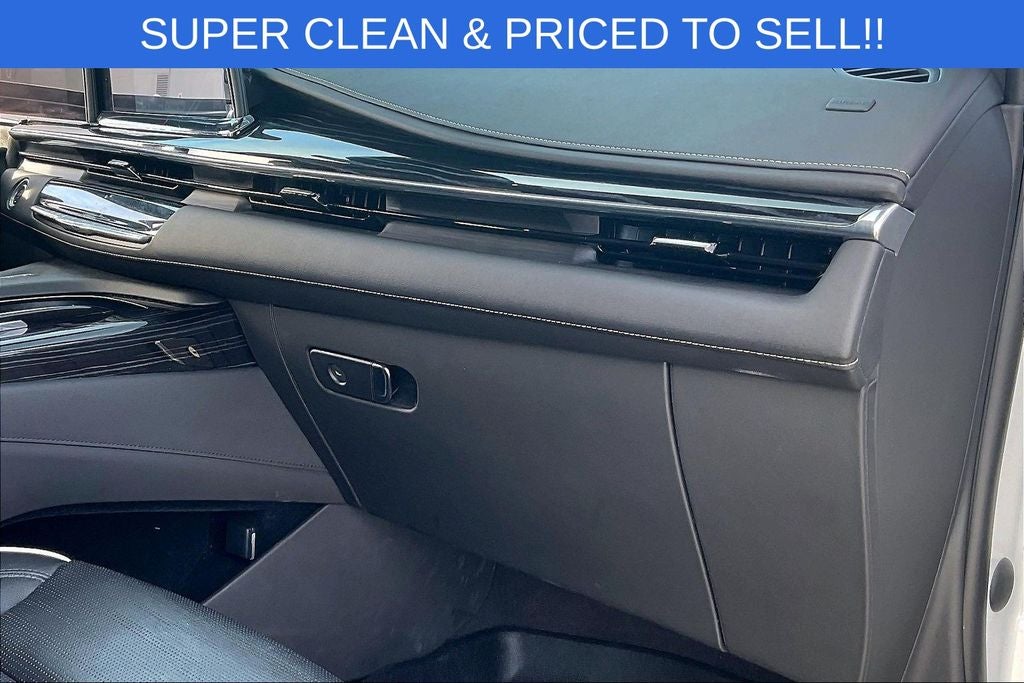 2023 Cadillac Escalade Sport