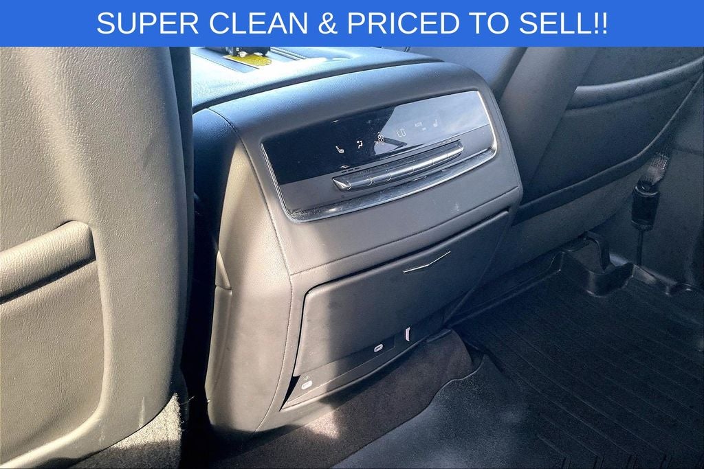 2023 Cadillac Escalade Sport