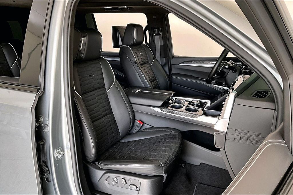 2025 Cadillac Escalade ESV V-Series