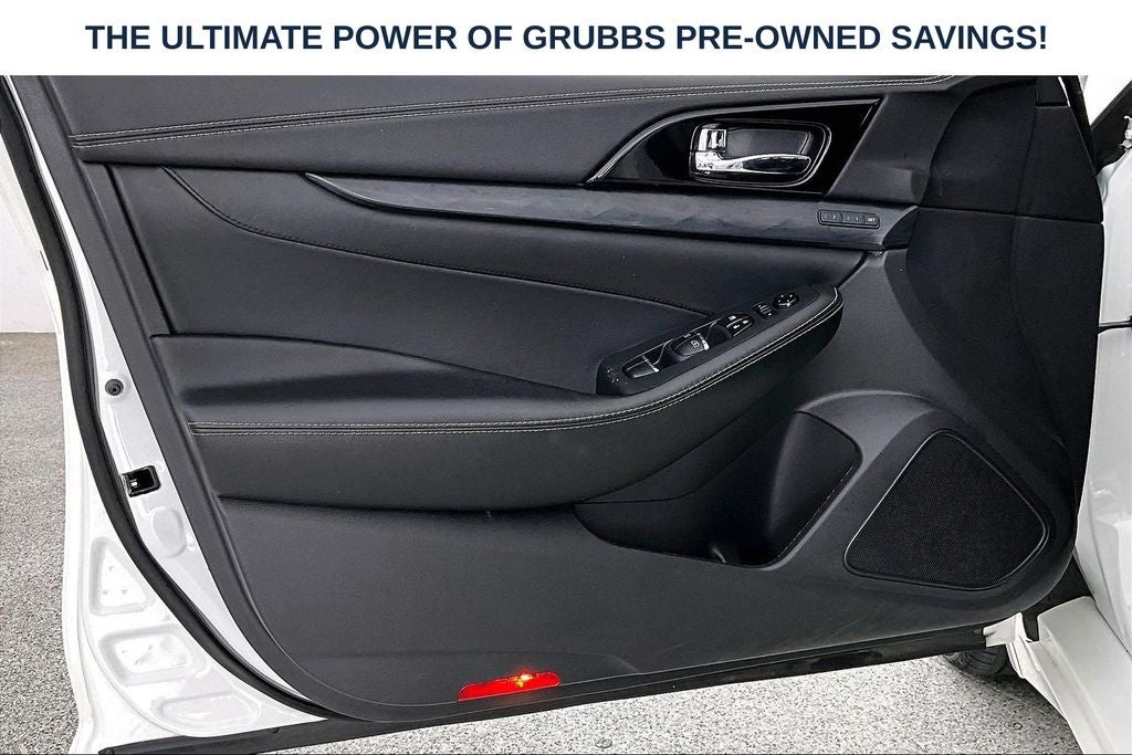 2022 Nissan Maxima Platinum