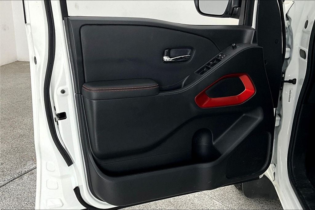 2024 Nissan Frontier PRO-X