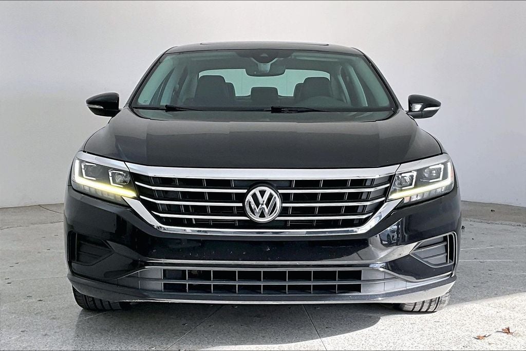 2022 Volkswagen Passat 2.0T SE